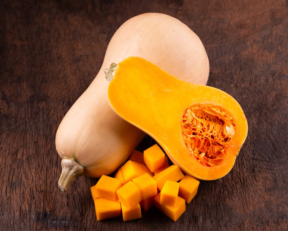 Éplucher sans effort une courge butternut