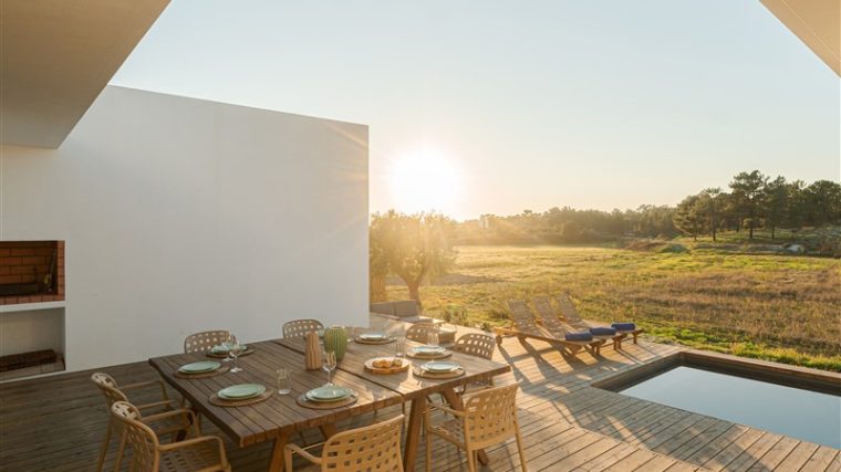 terrasse en bois résistant au soleil